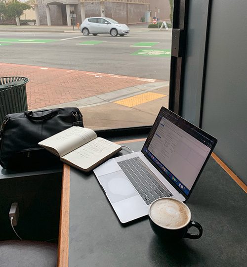 computer work at coffee shop